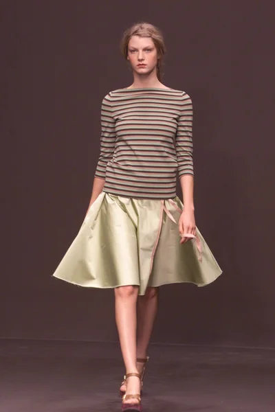 Look 50